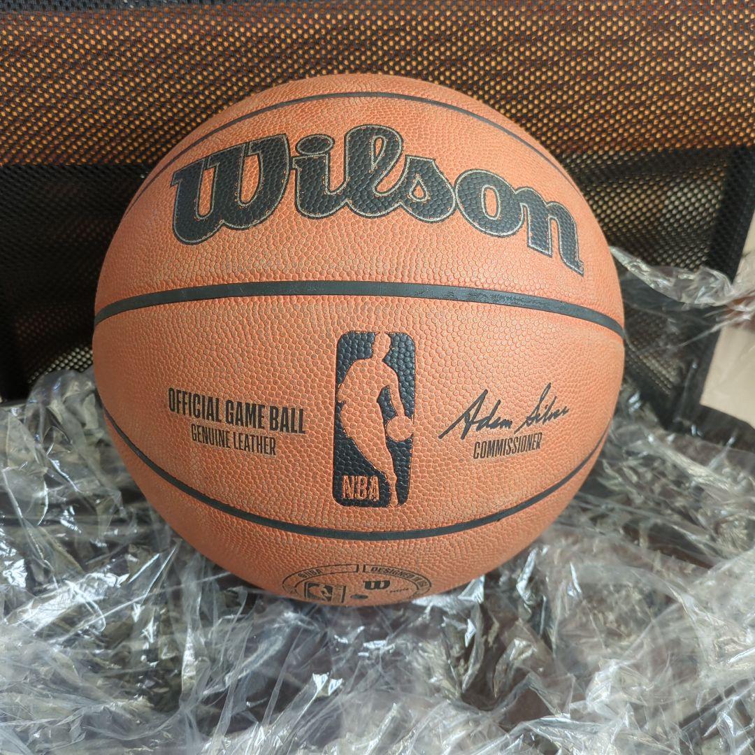 NBA 公式ゲームボール 7号 本革製　ウィルソン NBA 公式ゲームボール 7号 本革製 by Wilson Japan Inflate online