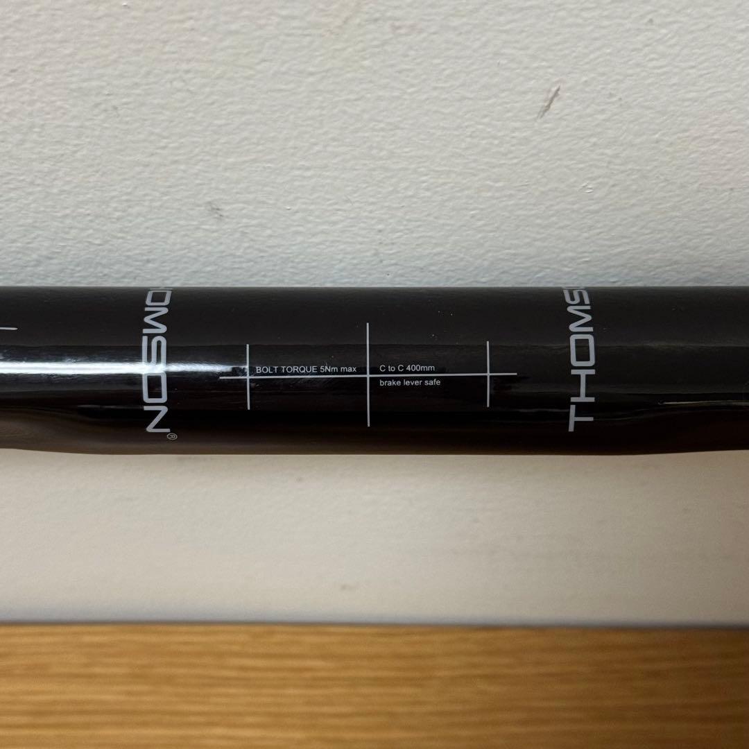 THOMSON カーボンドロップハンドルバー \"Katie Compton\"