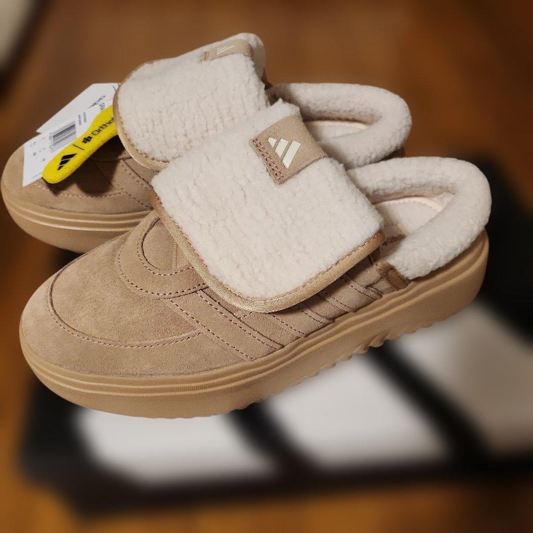 【新品未使用】韓国　adidas　GRAND COURTミュール　23.5cm