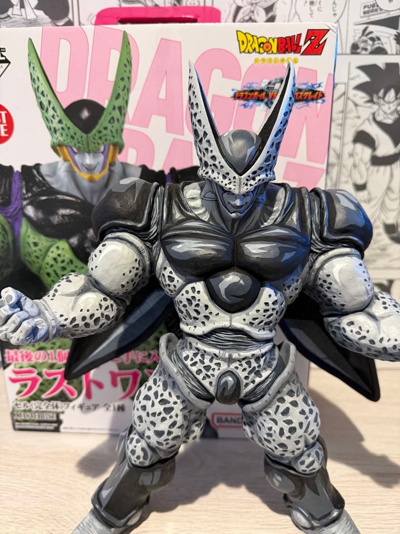 ドラゴンボール リペイント　セル　ラストワン賞 完全体 モノクロ色　二次元彩色 ドラゴンボールZ (ドラゴンボールゼット) フィギュア ラストワン賞 一
