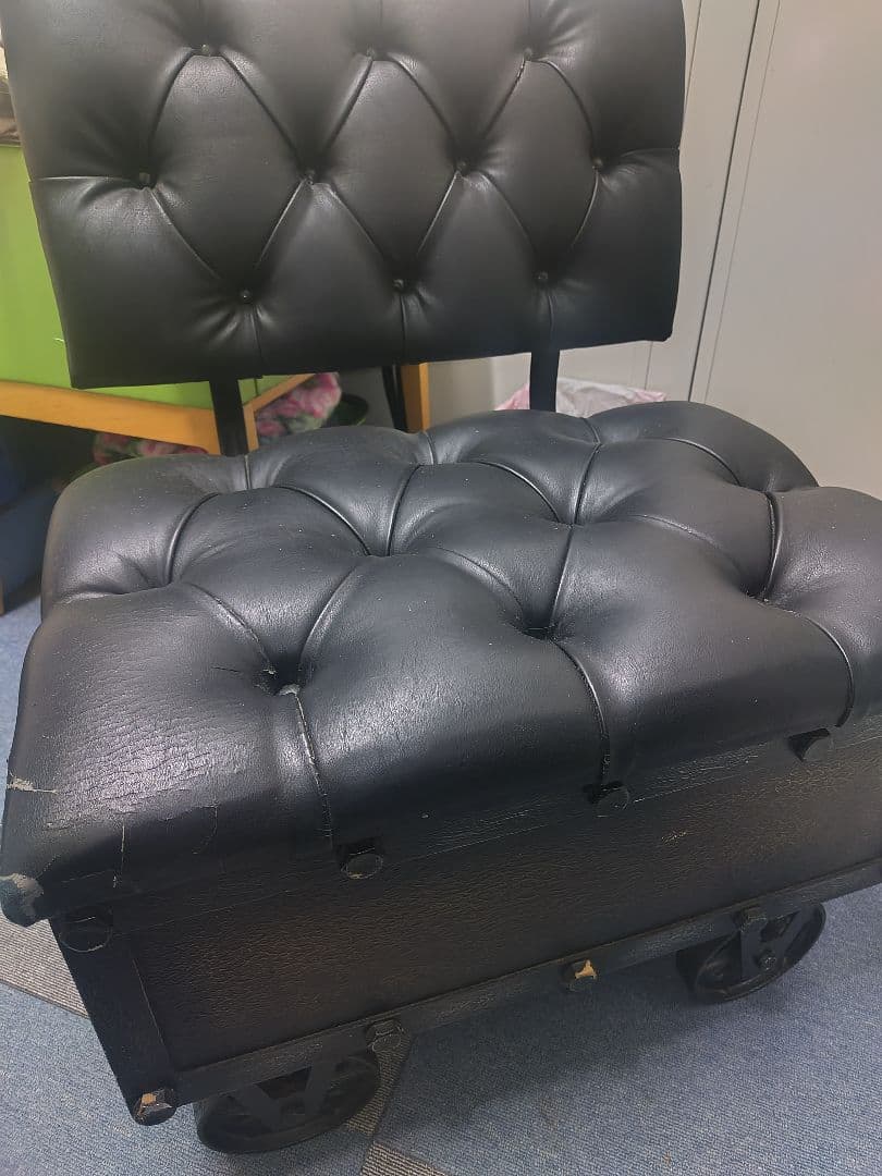 大幅値下げしました 不二貿易希少な滑車付き収納ボックスチェア