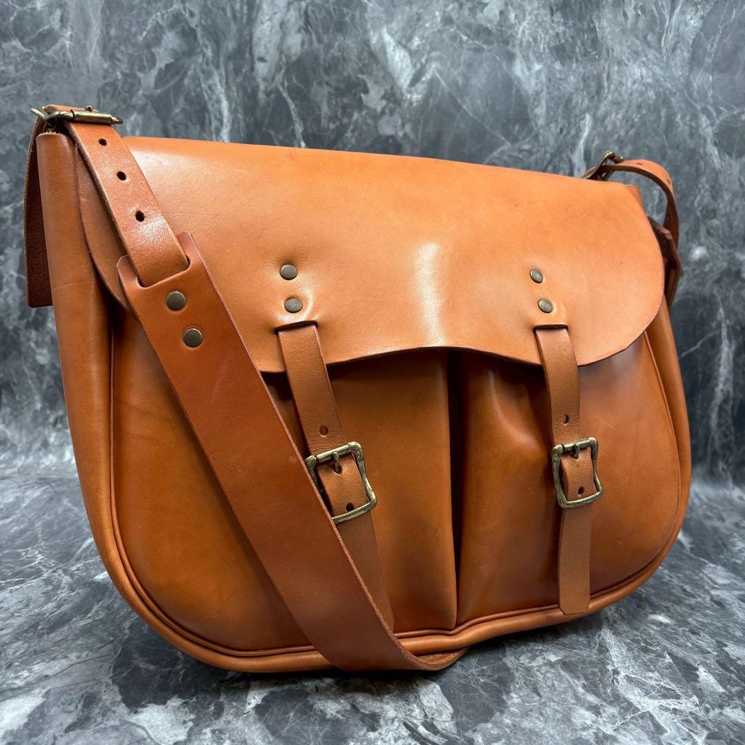 r*u様 美品■CUSHMAN ショルダーバッグ　メッセンジャー　本革　レザー CUSHMAN クッシュマン】 高級 肉厚 カウハイド 牛革製 中型 ショルダー
