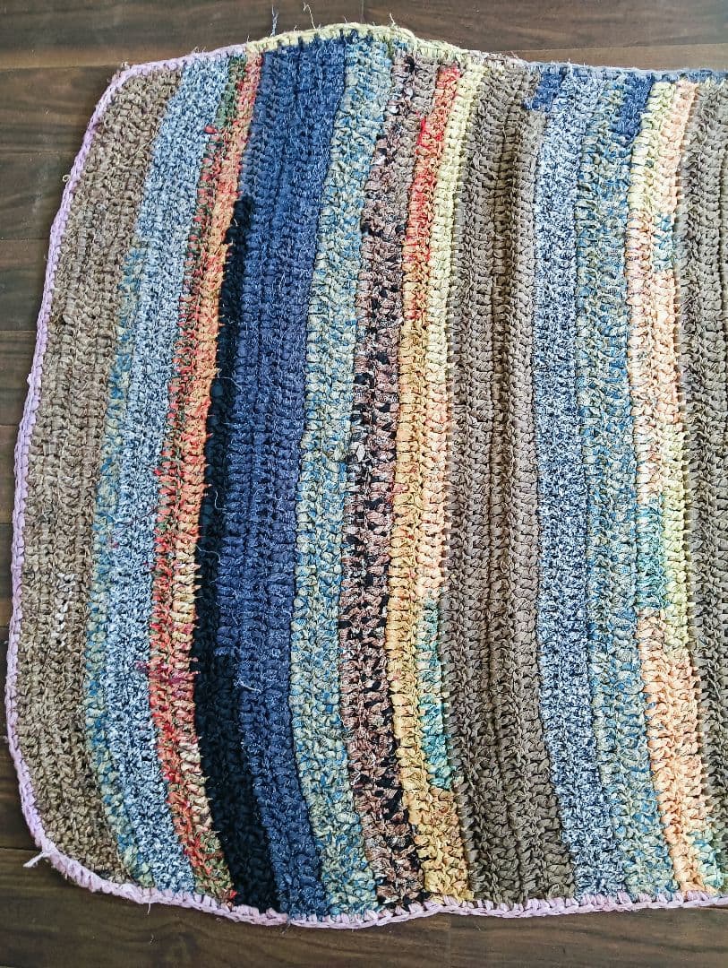 レア美品 昔の針編みの襤褸のフリークロス 敷物 - メルカリ