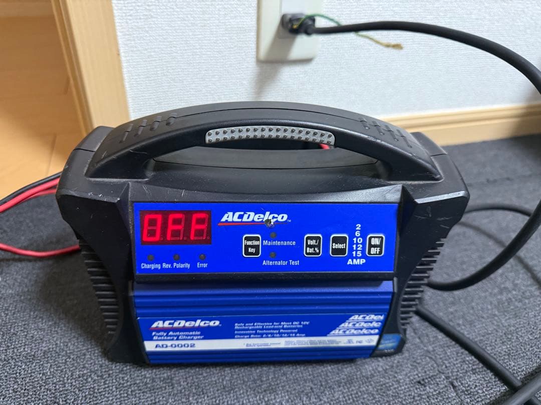ACデルコ AD-0002 バッテリーチャージャー　充電器　ACDelco AD-0002 バッテリー充電器(12V) 1台 ACDelco 【通販モノタロウ】