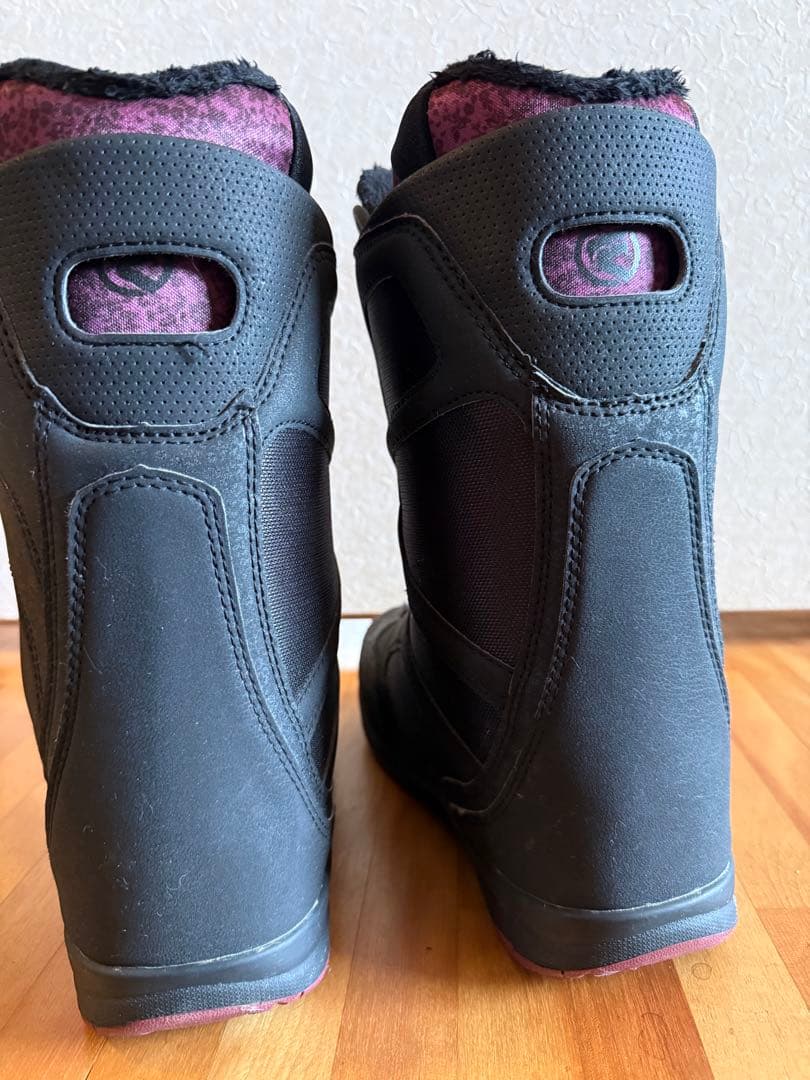 ◇美品◇FLOW ONYX COILER WOMENS 23.5cm