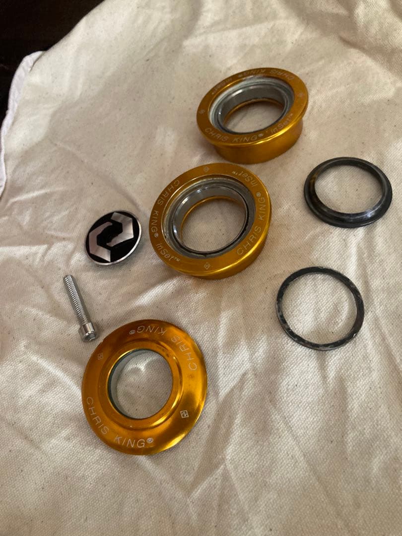 Chris king inset ヘッドセット 1.5 to OS Chris King InSet i7 Headset - 1-1/8 - 1.5