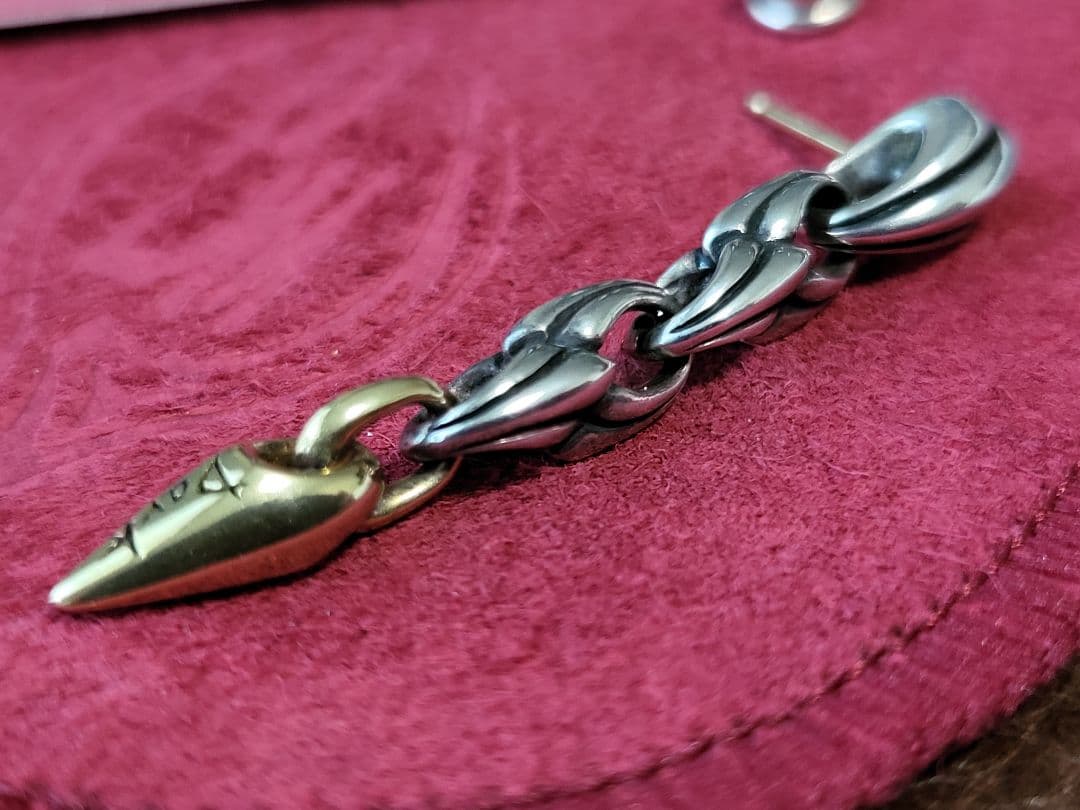 ブラッディマリー Bloody Mary ピアス Dark ダーク 18K18金 - メルカリ