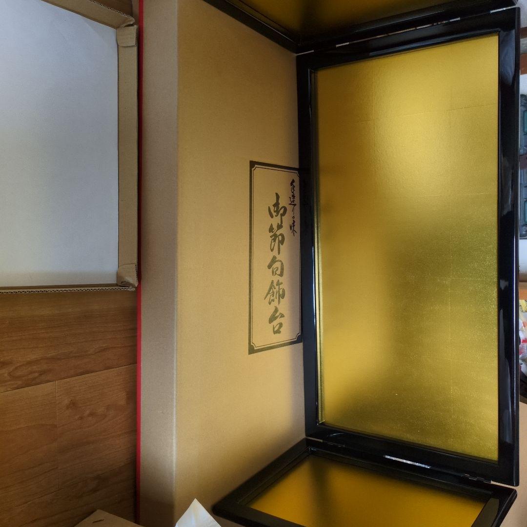 2)雛人形 5人飾り木製塗二段の人形、段、親王台セット セット11000円