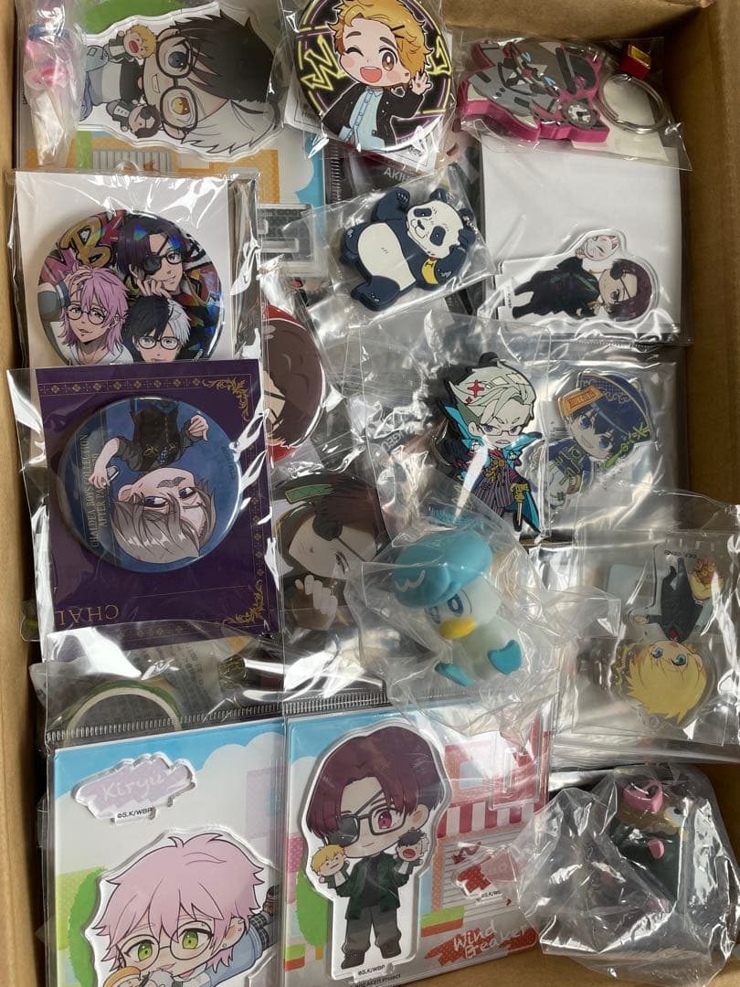 【値下げ】1000点以上 アニメ ゲーム 漫画 ノンジャンル グッズ まとめ売り