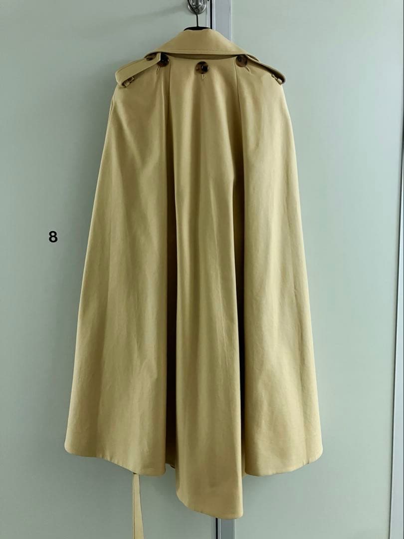 【KHAITE】\"Donna\" cape-effect trench coat