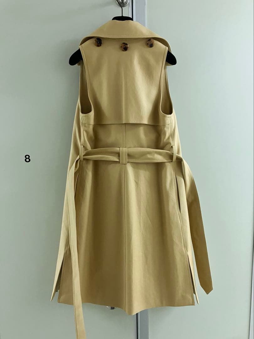 【KHAITE】\"Donna\" cape-effect trench coat