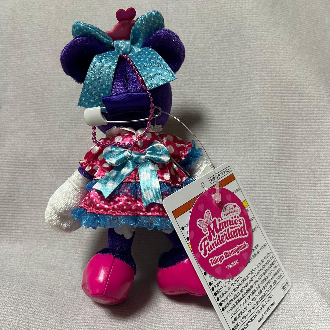 新品タグ付き ぬいぐるみバッジ ミニーパルパルーザ2026 ファン
