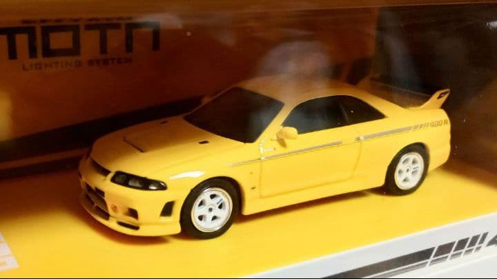 ◉【海外限定】KYOSHO No.20 NISMO 400R《モトンシステム》