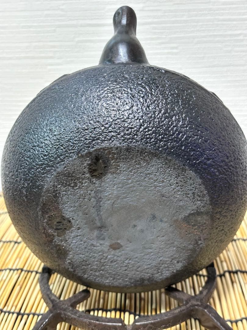 USED品 岩手県奥州 佐秋鋳造所 佐藤守巨造 真作保証 南部鉄瓶 南部