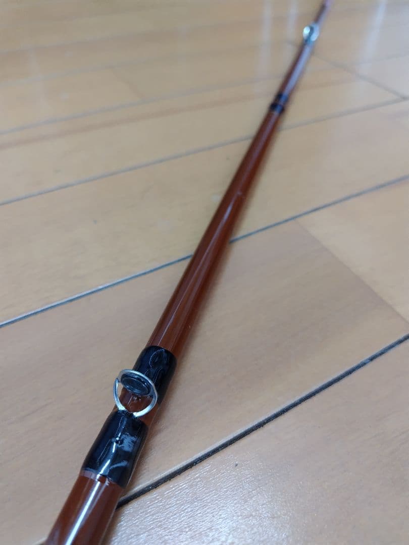 ヘチ竿　RYOBI 別仕立て竹心竿 2.7m 　　　　　　　ケース付き クロダイ