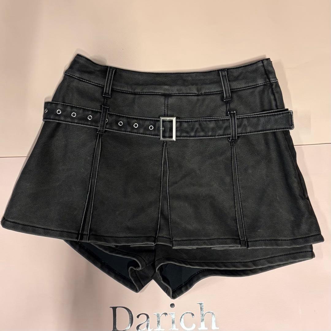 Darich アンティークレザープリーツショートパンツ M - メルカリ