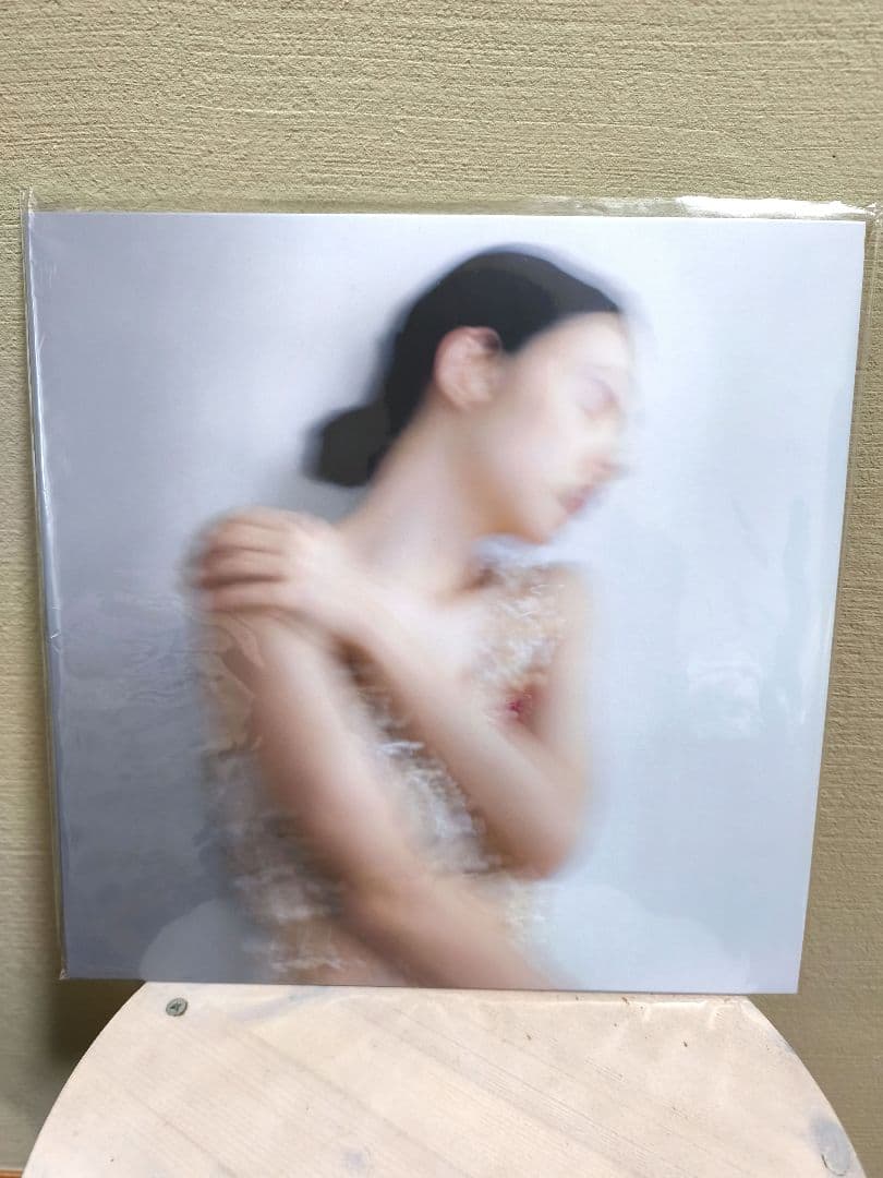 ミ*カ様 羊文学 12 hugs(like butterflies) LP レコ Amazon.co.jp: 12 hugs (like butterflies) : 羊文学: デジタル