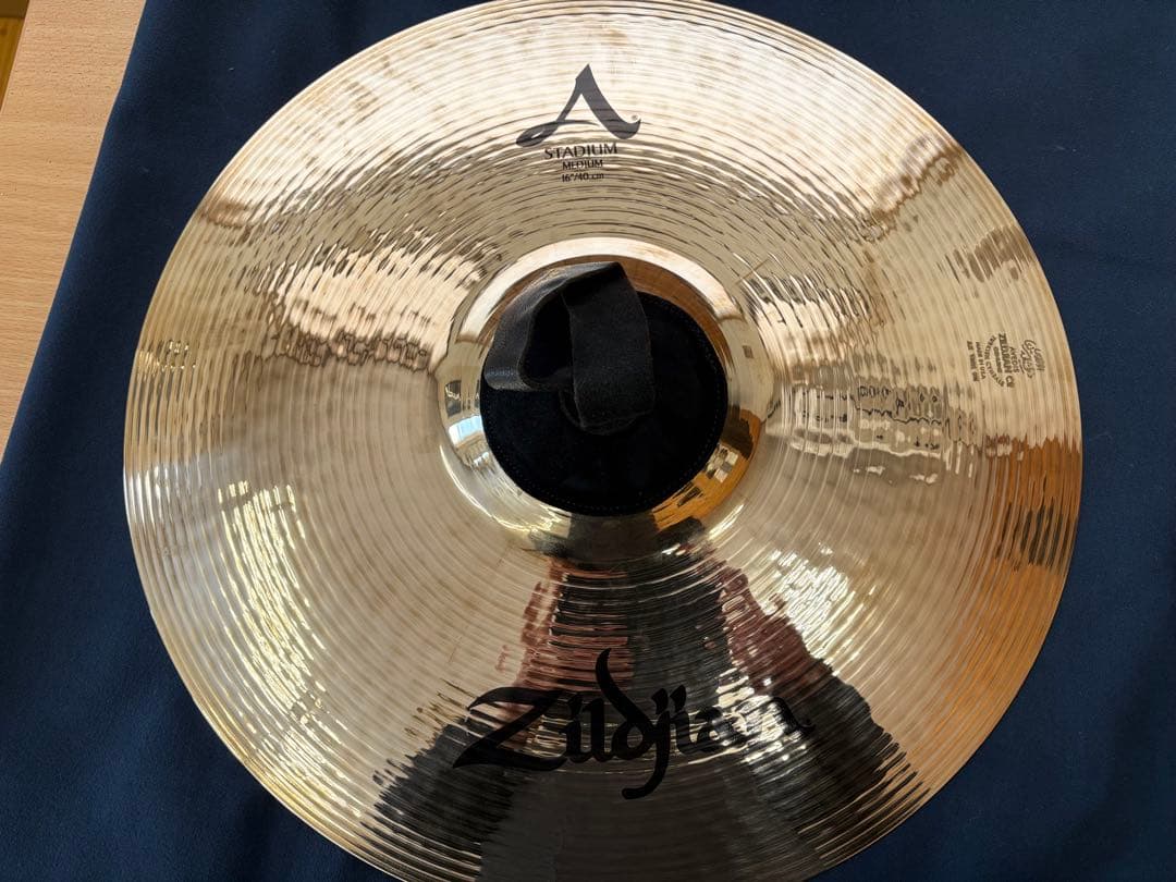 ジルジャン Aジルジャン スタジアムミディアム14インチ 中古品 Zildjian
