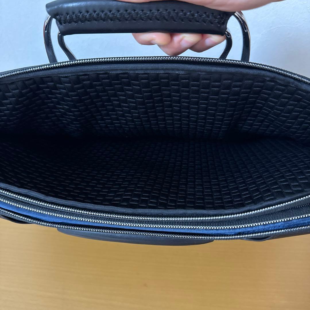 TUMI（トゥミ） ARRIVÉ（アライヴ） ハミルトン・スリム・ブリーフ