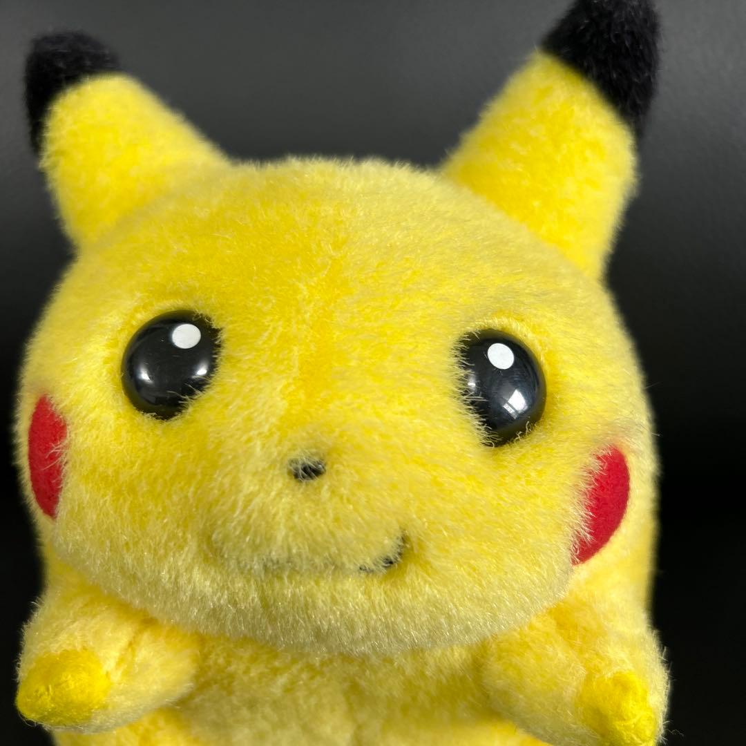 ピカチュウ ぬいぐるみ 初期ピカ TOMY おなかを押すとなくヨ - メルカリ