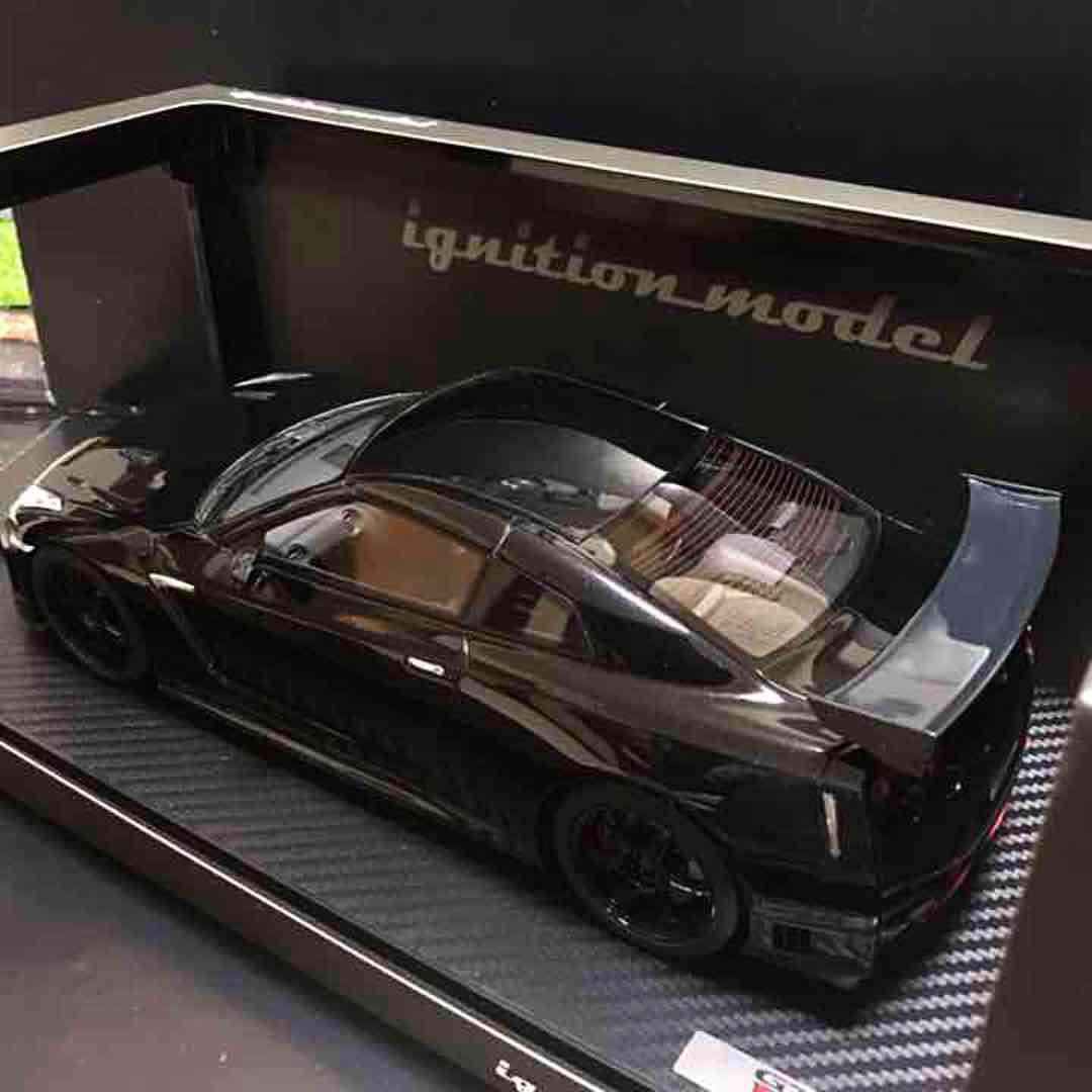 イグニッションモデル 1/18 ミニカー GTR R35 ブラックパール - メルカリ