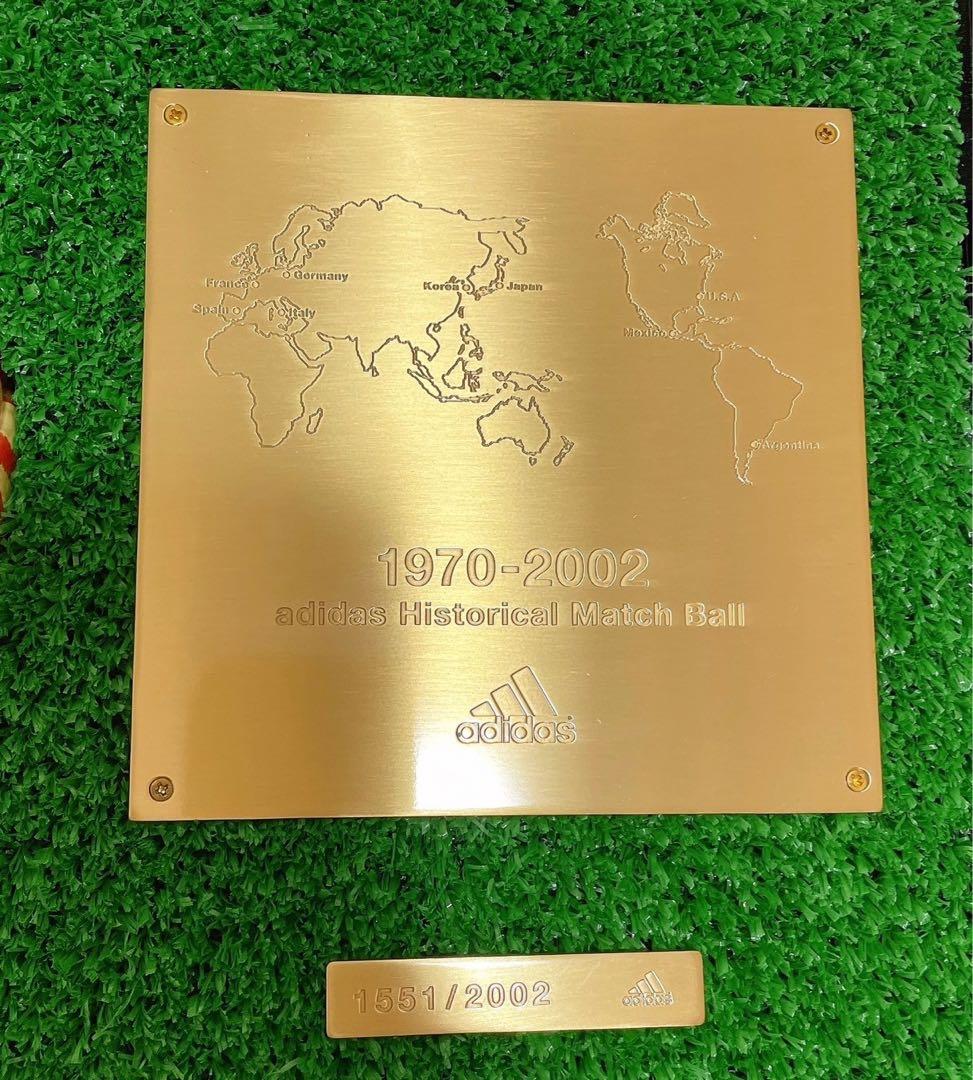 希少】 ワールドカップ アディダス ヒストリカルマッチボール1970-2002