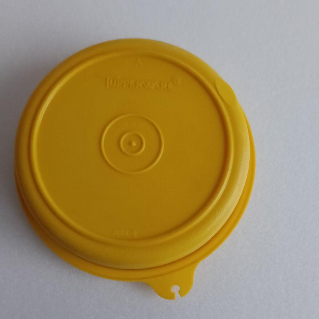 プラスチック保存容器セット（オレンジ・緑・黄色）タッパーウェア