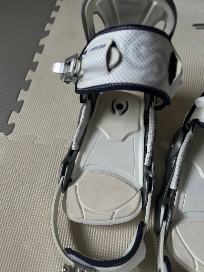 SALOMON スノーボード Sサイズ スノーボードビンディング SALOMON