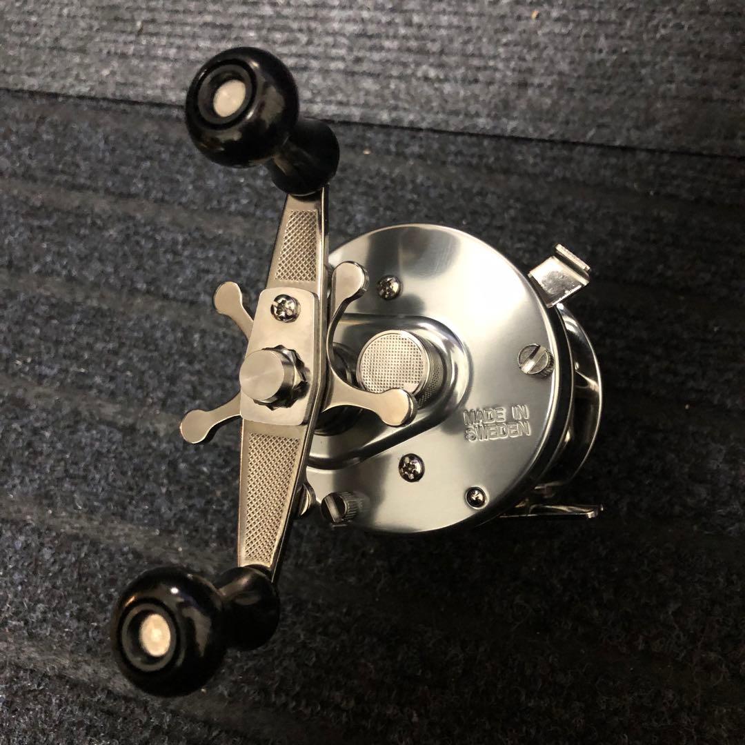 AbuGarcia アブガルシア アンバサダー5501CS rocket左巻き