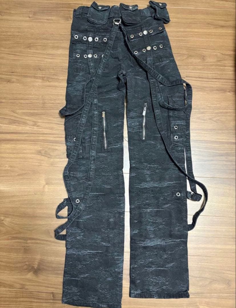新品】 GUAPI ベルト付きデニム サイズ28 ブラック カーゴ 激レア