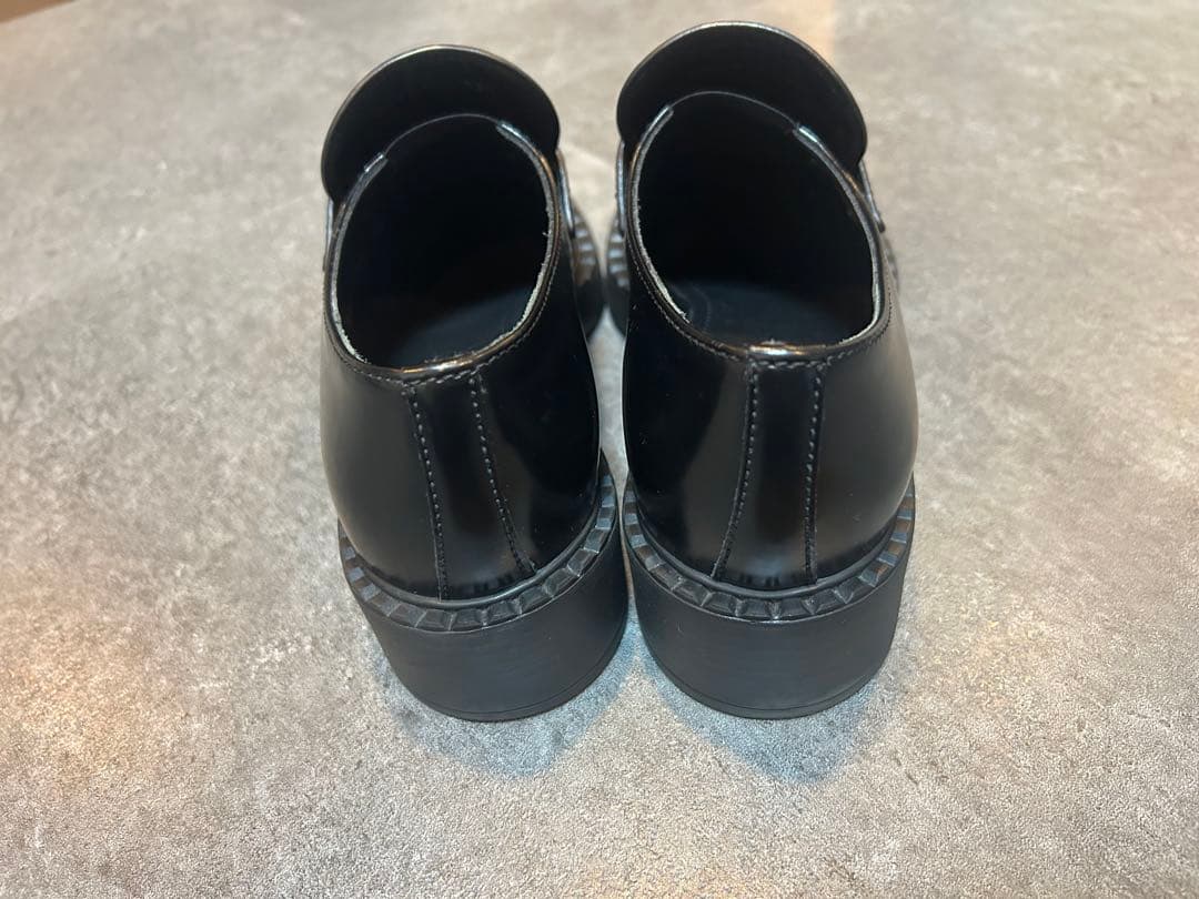 PRADA プラダ チョコレート ブラッシュドレザー ローファー　22.5cm