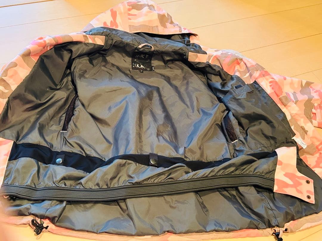 お値下げ⭐️【美品】ROXY/ HHピンク迷彩 スノーボード スキー ウェア