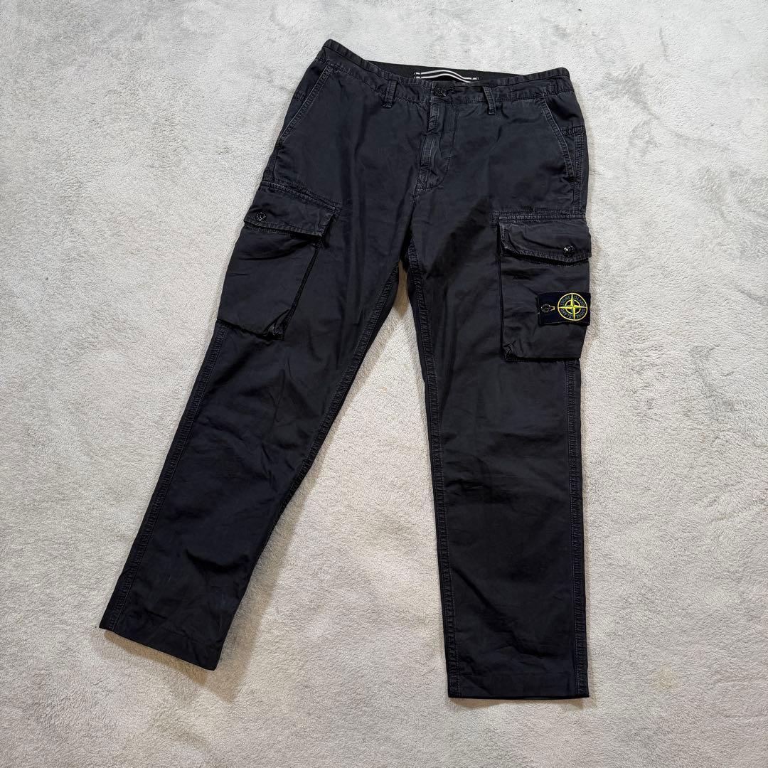 ストーンアイランド　カーゴパンツ　30サイズ　ブラック　7215318WA STONE ストーンアイランド カーゴパンツ 30サイズ ブラック 7215318WA