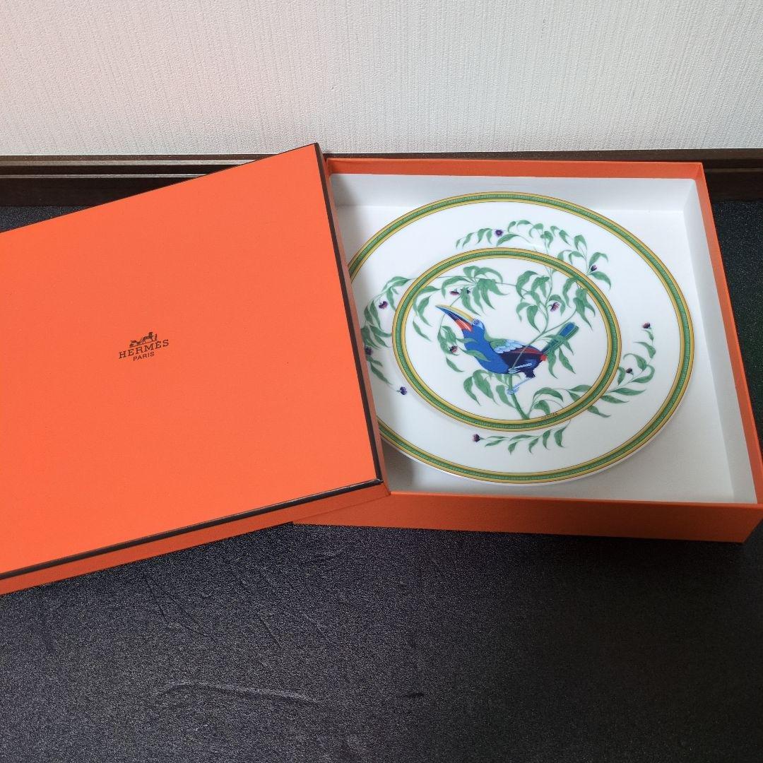 野田里美さん刷毛目銀彩リバーシブルプレート2枚