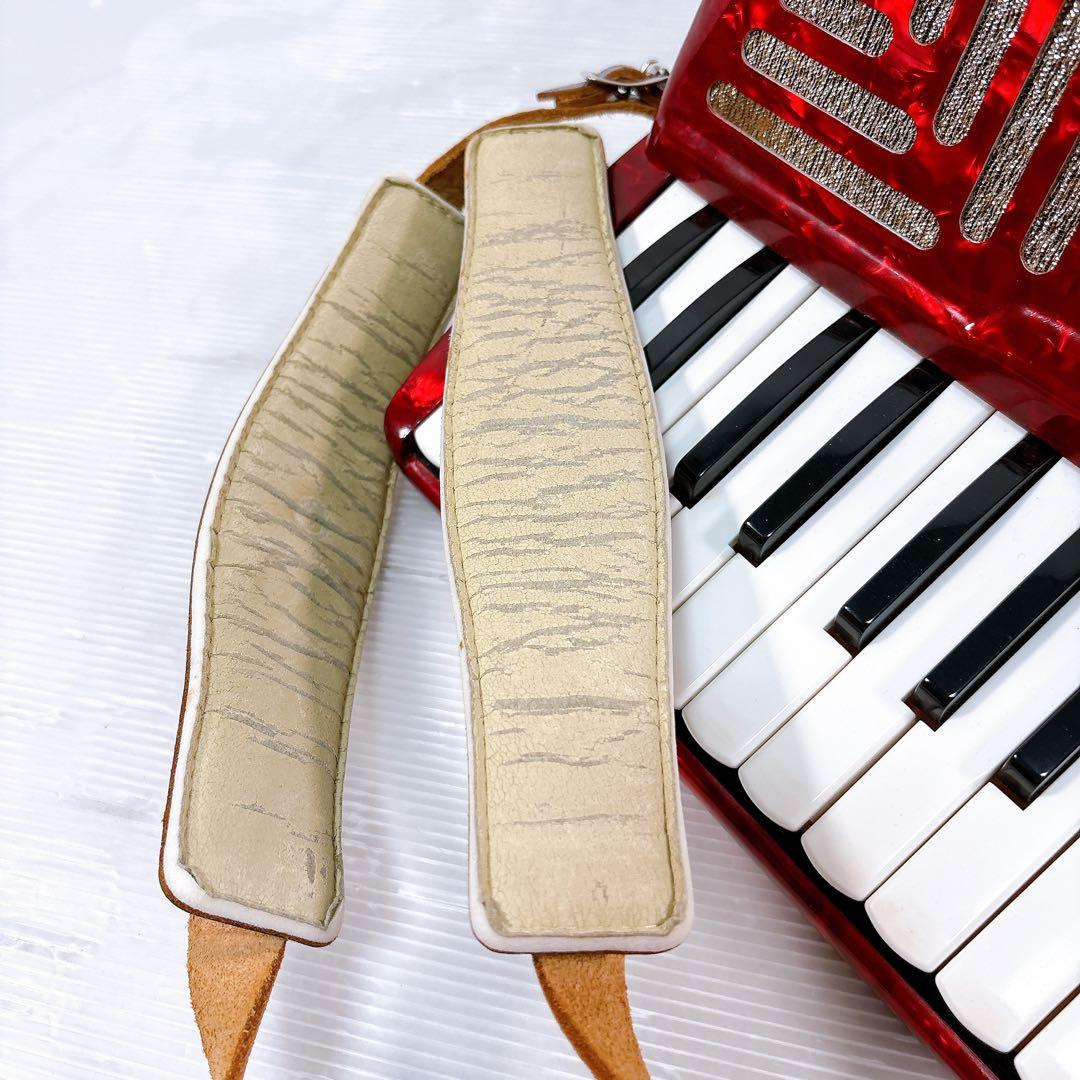 美品】YAMAHA ヤマハ 32鍵盤 アコーディオン 8905 ケース付き