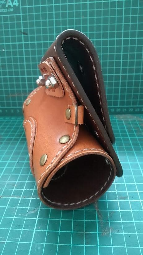 牛本革 タモホルスター 左刺し ホルダー ヘチ釣り 落とし込み チヌ