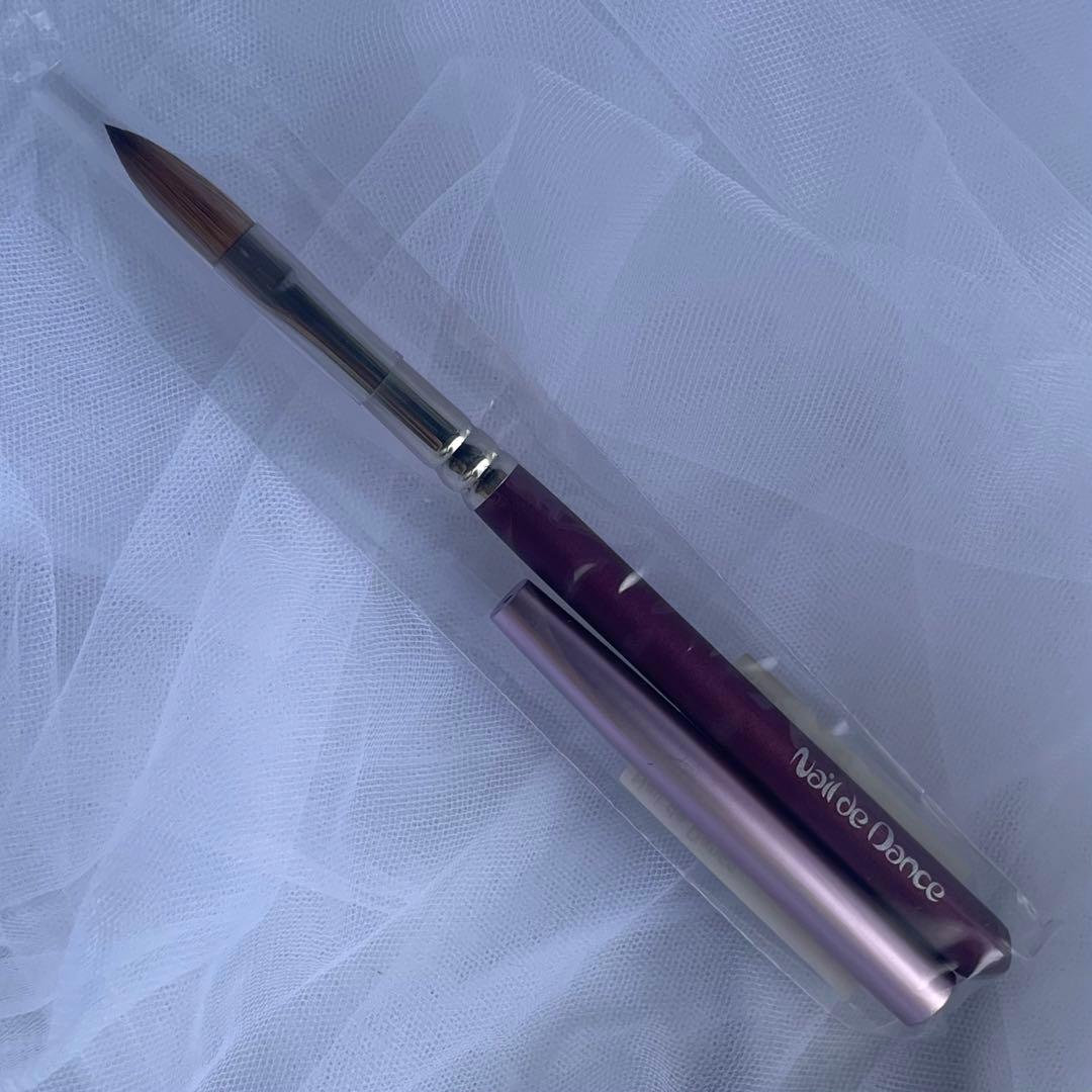 【さー★プロフ必読！！様・専用】ネイルデダンス フラット ブラシ 新品 パープル さー☆プロフ必読！！様・専用】ネイルデダンス フラット ブラシ 新品