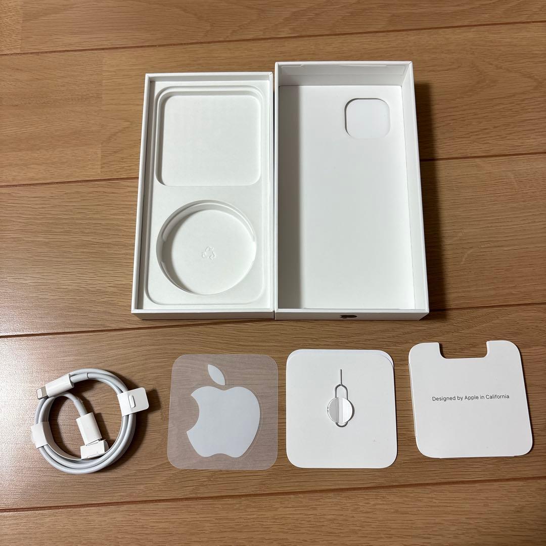 iPhone13 空箱 / 付属品全部新品付き - メルカリ