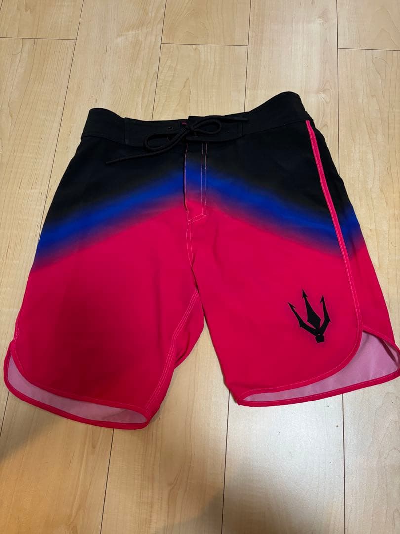 FIED 水着 28サイズ グラデーションデザイン　フィジーク Amazon.co.jp: [FIED] ボディービルディング クラシック フィジーク