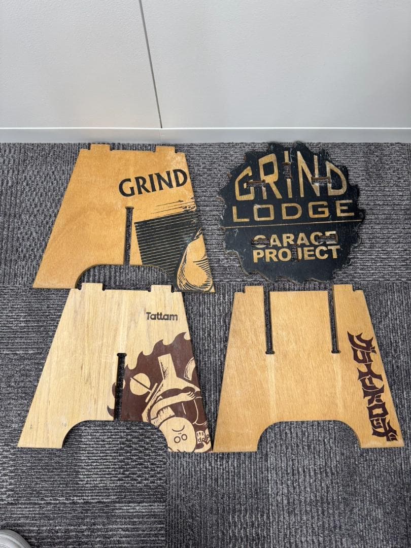 GRAIND LODGE グラインドロッジ スツール f28e9dffb9650ce24d7148ce5c6a9b