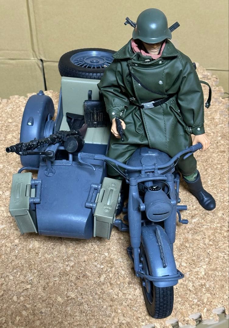 21st century toys 1/6 ドイツ軍 サイドカー 兵士付き - メルカリ