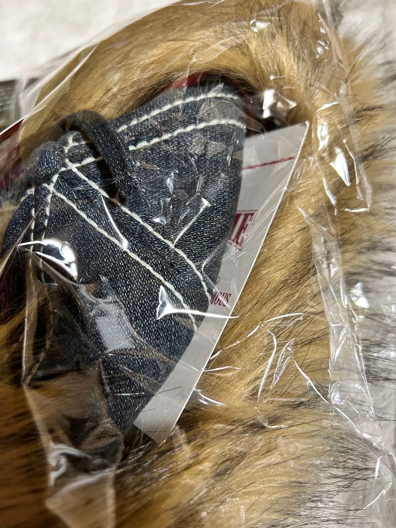 シュプリーム×トゥルーレリジョン イヤ フラップ5パネルキャップ 25aw