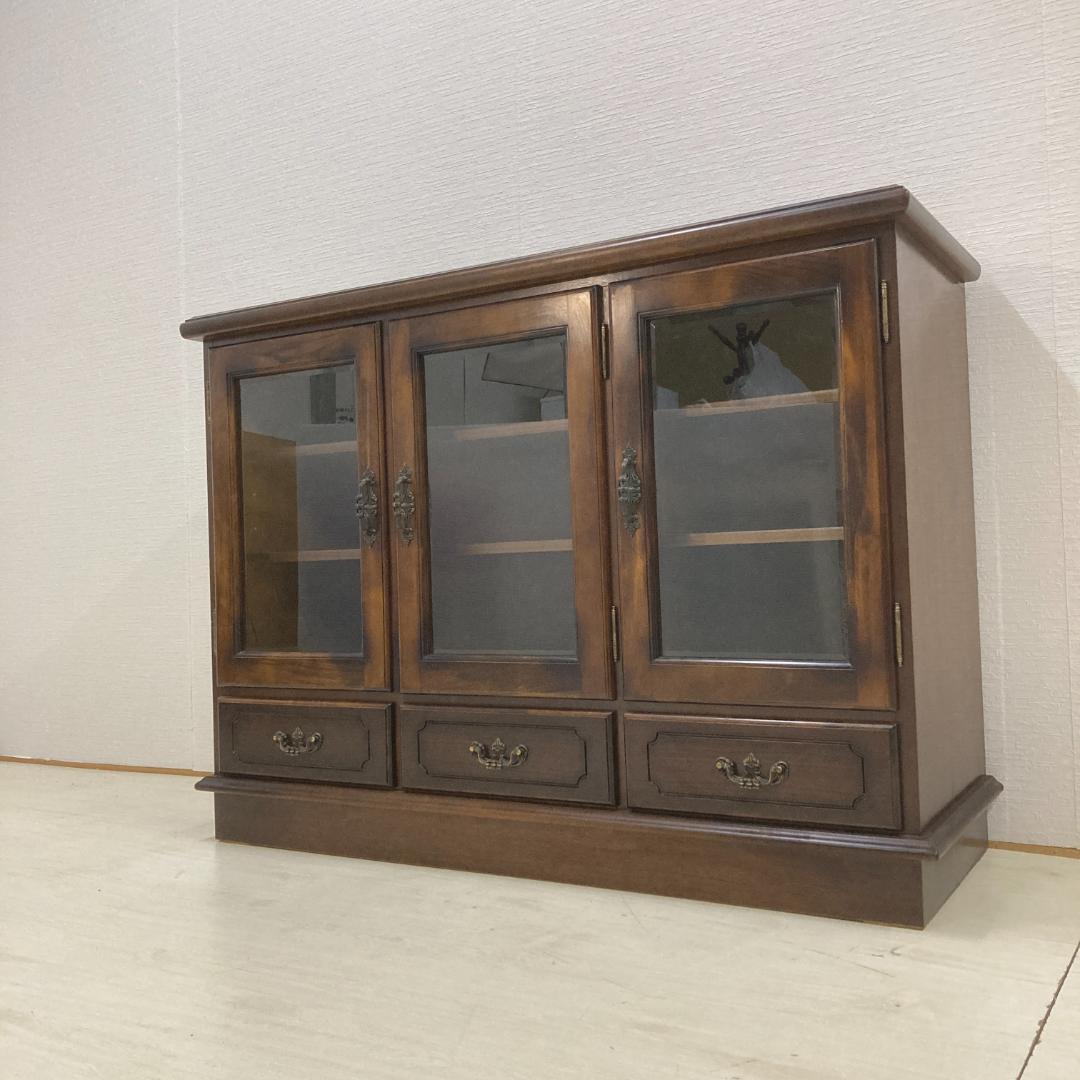 【カリモク】コロニアル サイドボード リビングボード　キャビネット COLONIAL（カリモク家具） カリモク 飾り棚 アンティーク リビング