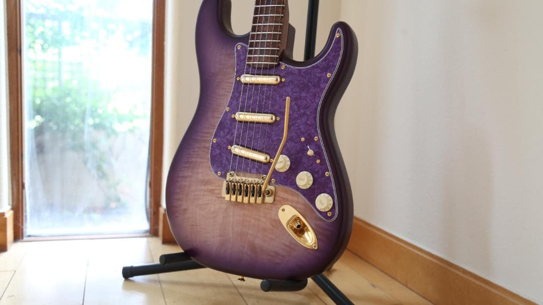 Warmoth パープルバースト　ストラト　Fender USA ネック Warmoth パープルバースト ストラト Fender USA ネック - メルカリ