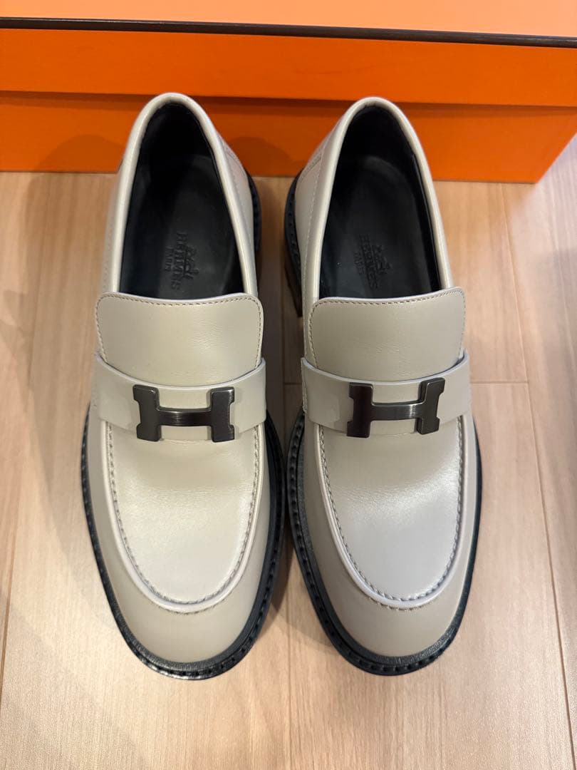 HERMES モカシン 《ルーブル》 ローファー 新作