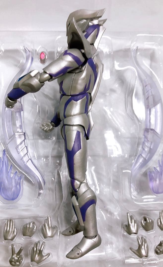S.H.Figuarts ウルトラマンゼロ ビヨンド 魂ウェブ商店限定（開封品）