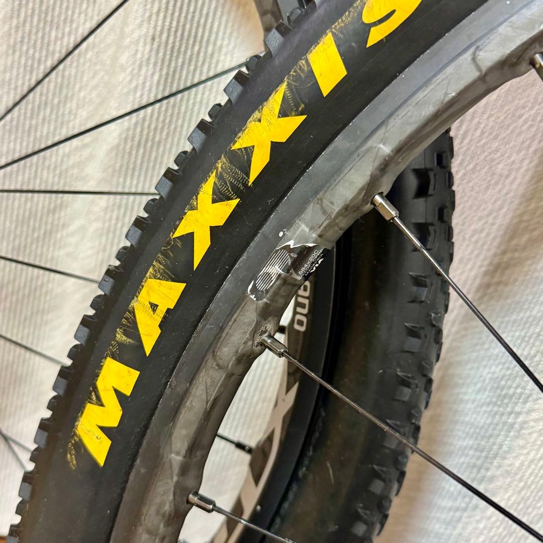 シマノ MTBホイール WH-M9000-TL(XC用27.5インチ)[XTR]