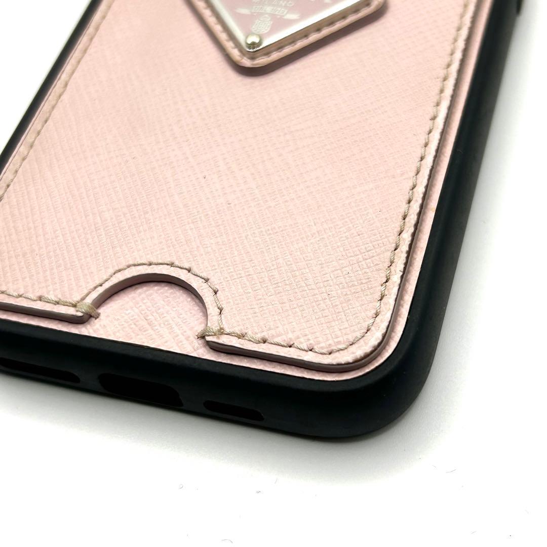 美品 PRADA iPhoneケース 14 ピンク 三角ロゴ サフィアーノレザー