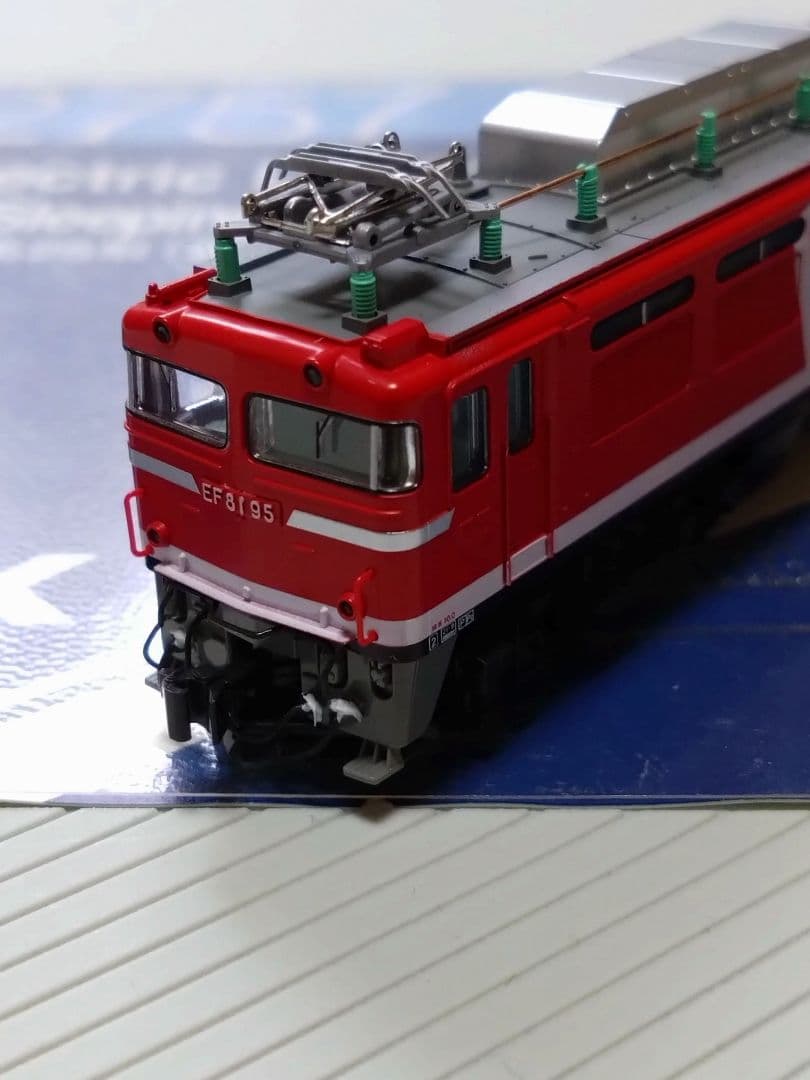 【加工品】 KATO 10-1441 EF8195 レインボー塗装機 EF81 95レインボー塗装機 が入線しました。 KATO 3066-F | NGaugeJP