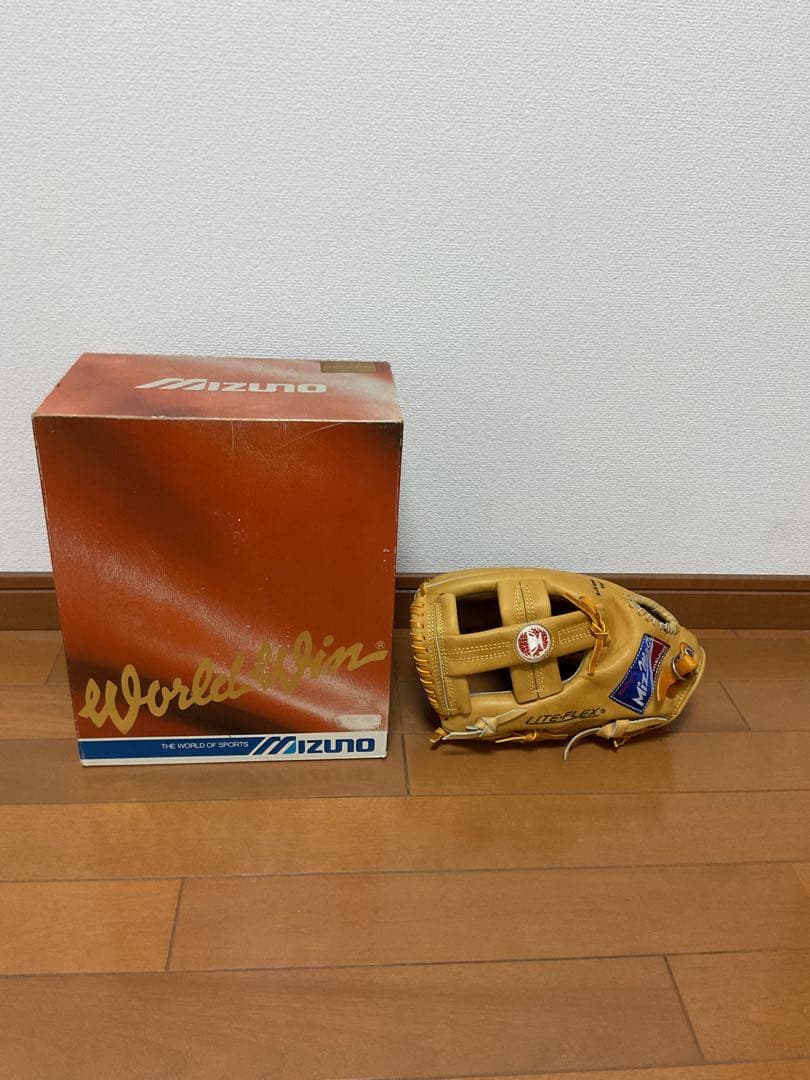 ミズノ　ワールドウィン　赤カップ　野球　グローブ　箱なし MIZUNO（ミズノ） ミズノ公式限定 野球 グローブ 外野手用 硬式